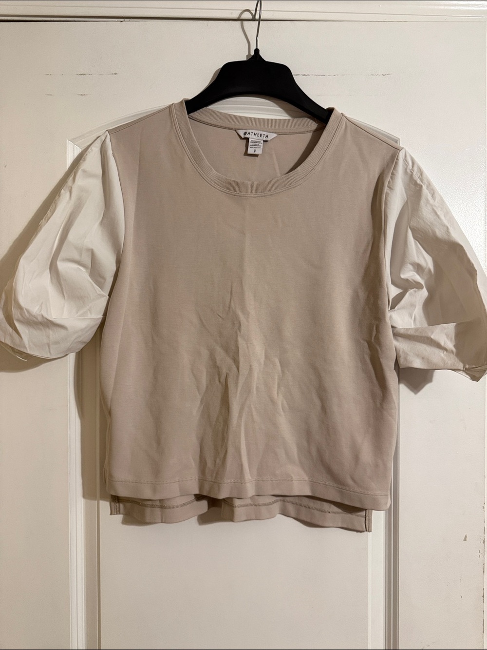 Athleta Taupe Crewneck Tee with Cream Puff Sleeves